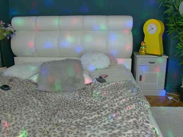 CougarMilf webcam