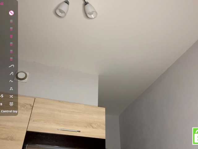 CristenViramontas live cam on BongaCams