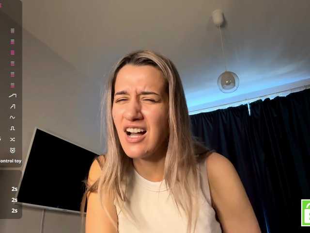 CristenViramontas live cam on BongaCams