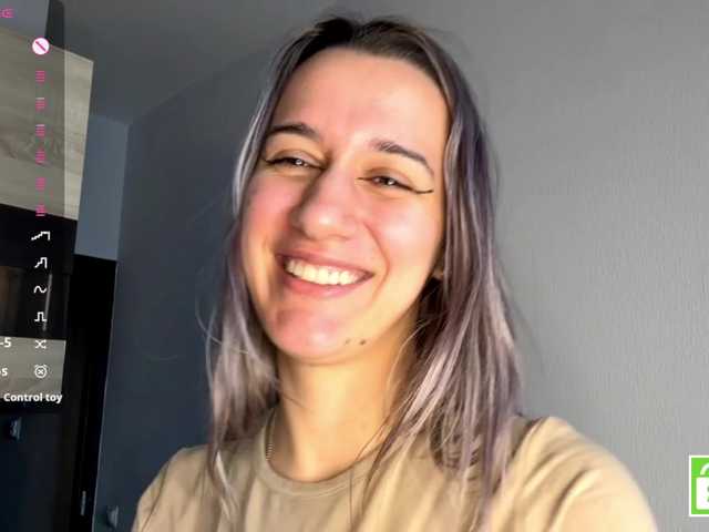 CristenViramontas live cam on BongaCams