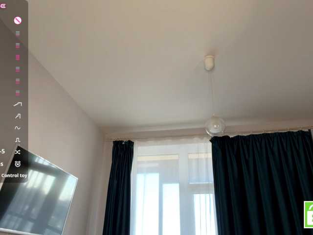 CristenViramontas live cam on BongaCams