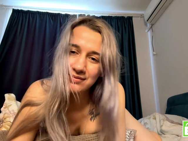CristenViramontas live cam on BongaCams