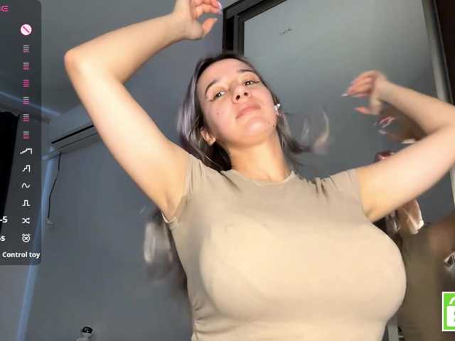 CristenViramontas live cam on BongaCams
