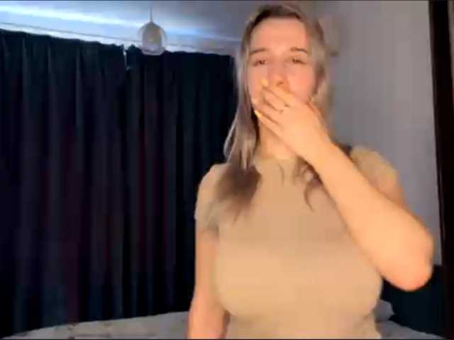 CristenViramontas live cam on BongaCams