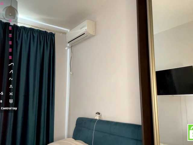 CristenViramontas live cam on BongaCams