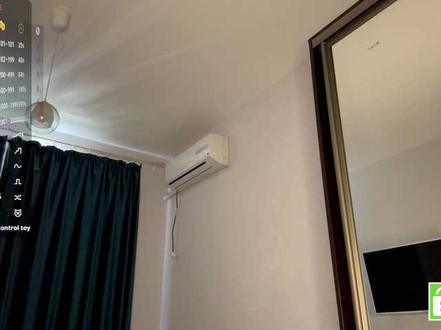 AuroraAC live webcam show