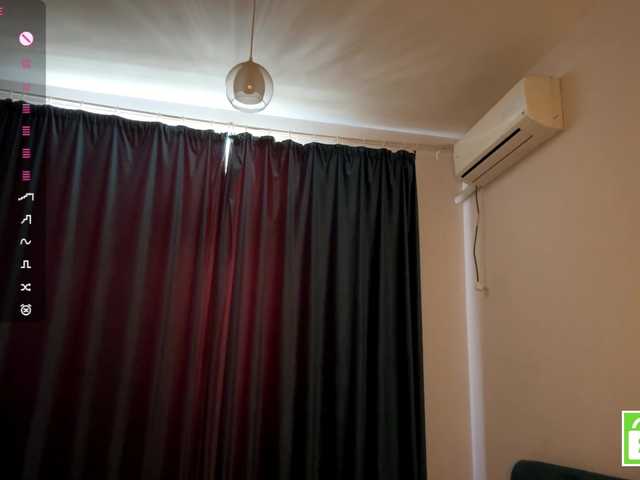 CristenViramontas live webcam show