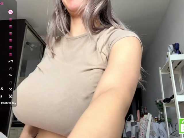 CristenViramontas live cam on BongaCams