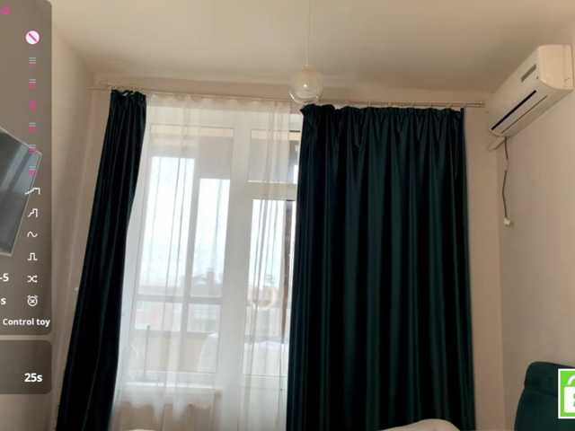 CristenViramontas live cam on BongaCams