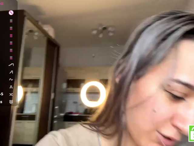CristenViramontas live cam on BongaCams