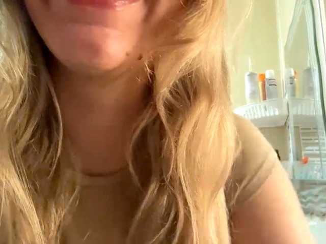 CristenViramontas live cam on BongaCams