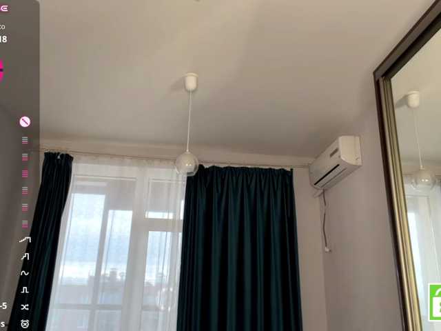CristenViramontas live cam on BongaCams