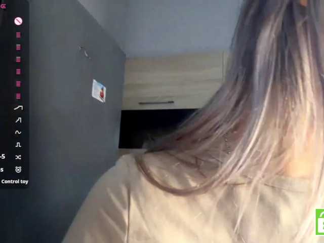 CristenViramontas live cam on BongaCams