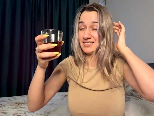 CristenViramontas live cam on BongaCams