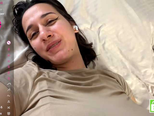 CristenViramontas live cam on BongaCams