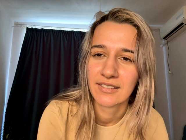 CristenViramontas live cam on BongaCams