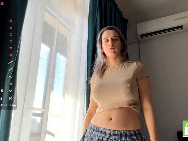 CristenViramontas live cam on BongaCams