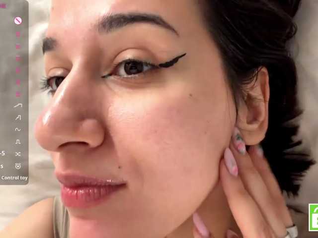 CristenViramontas live cam on BongaCams