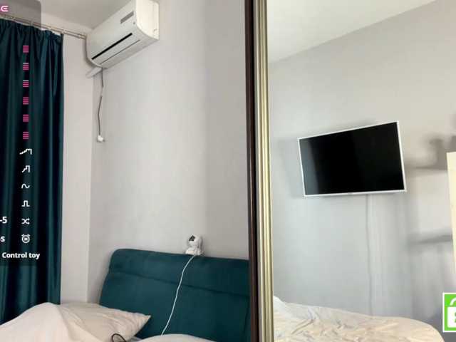 CristenViramontas live cam on BongaCams