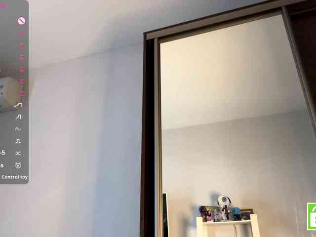 auroraac's live room
