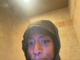 KKWskims Porn Show