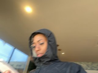 KKWskims Porn Show