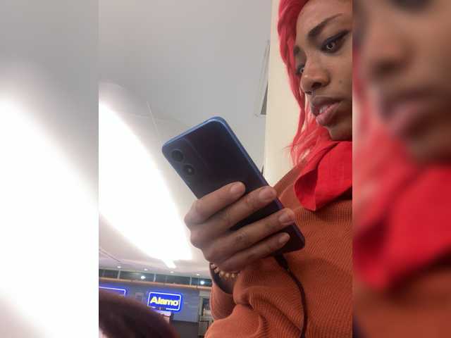 AdviceColumn's BongaCams show and profile