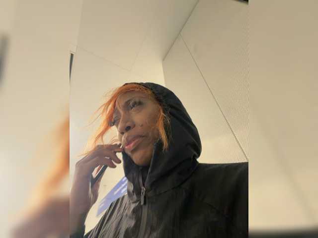 AdviceColumn live cam on BongaCams