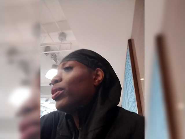 AdviceColumn live cam on BongaCams