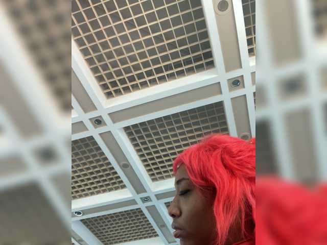 AdviceColumn's BongaCams show and profile