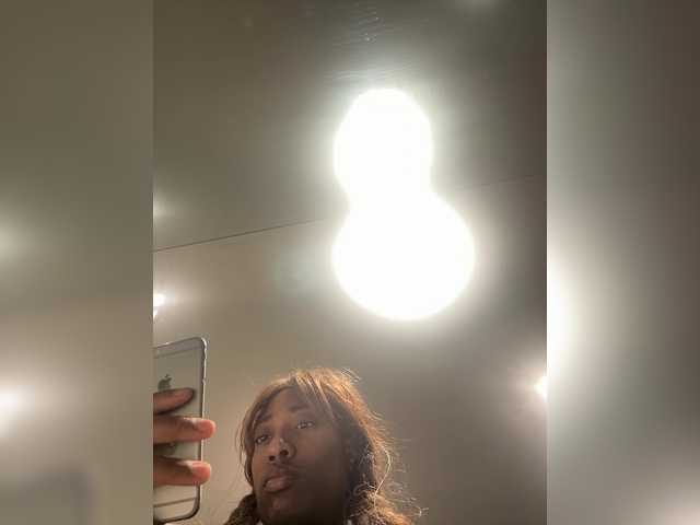 AdviceColumn live cam on BongaCams