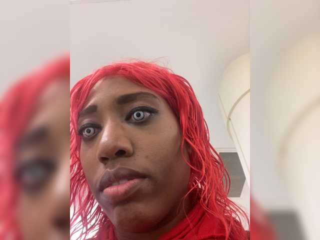 AdviceColumn's BongaCams show and profile