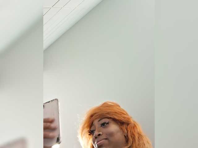 AdviceColumn live cam on BongaCams