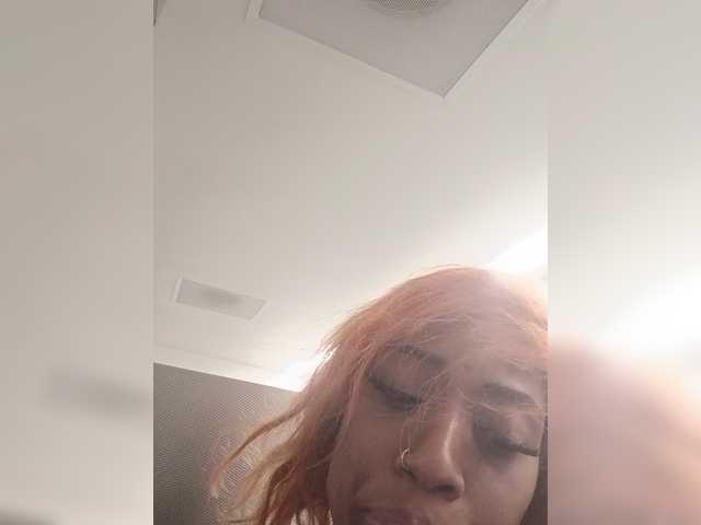 AdviceColumn live cam on BongaCams