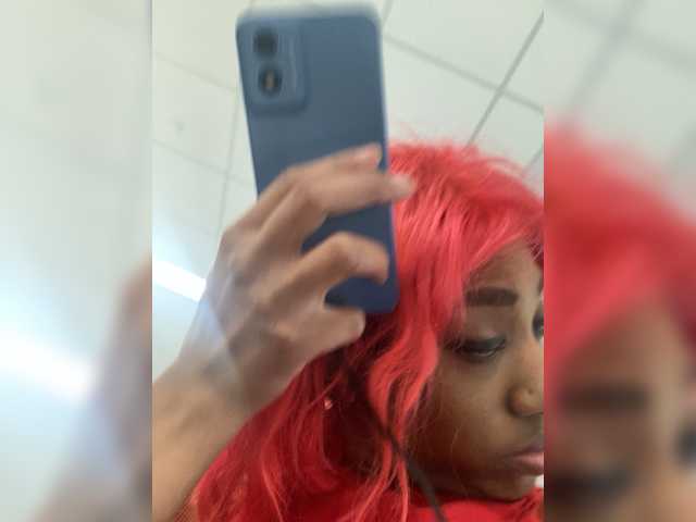 AdviceColumn's BongaCams show and profile