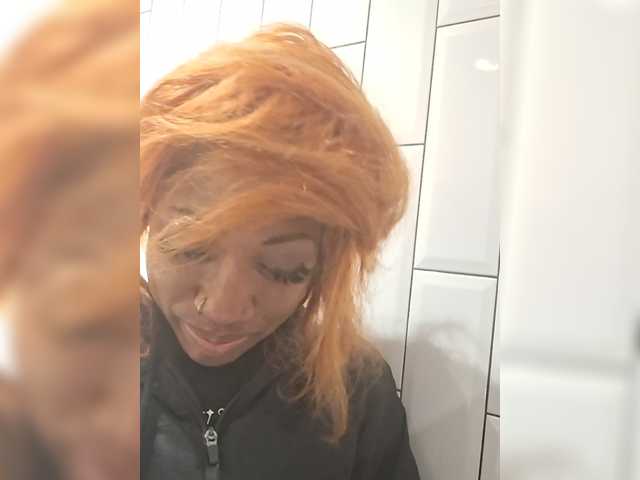 AdviceColumn Live Cam on BongaCams