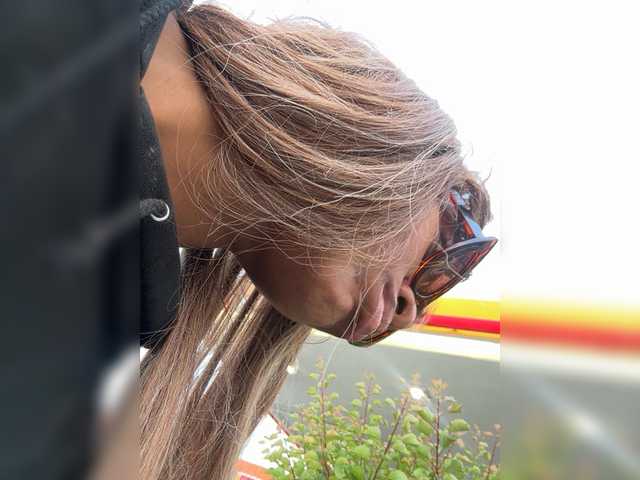 AdviceColumn live cam on BongaCams