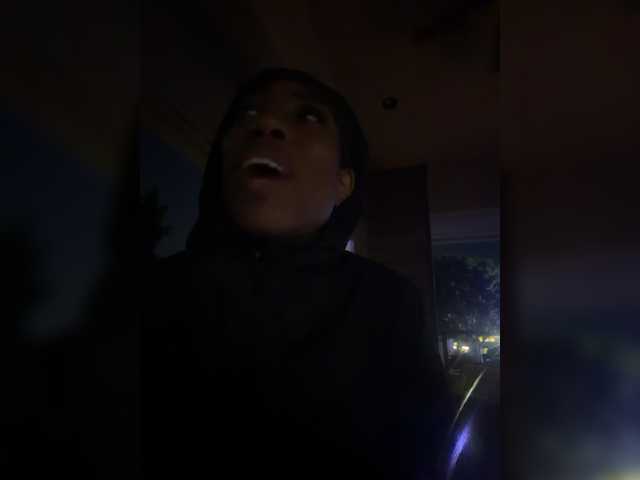 KKWskims live webcam show