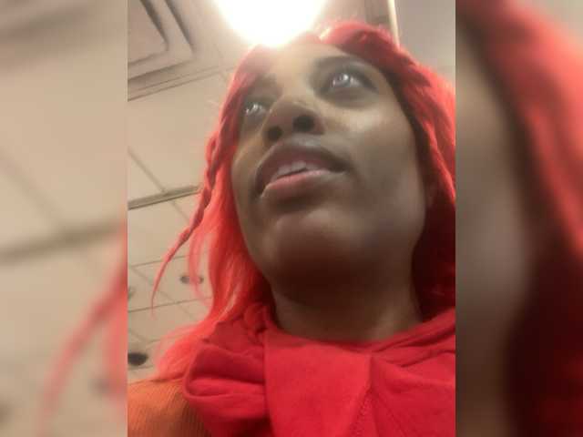 AdviceColumn's BongaCams show and profile