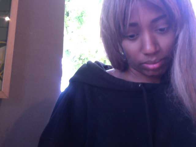AdviceColumn live cam on BongaCams