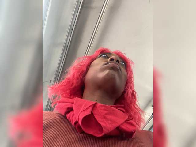 AdviceColumn's BongaCams show and profile