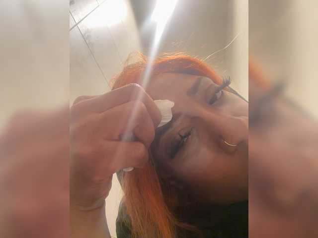 AdviceColumn live cam on BongaCams