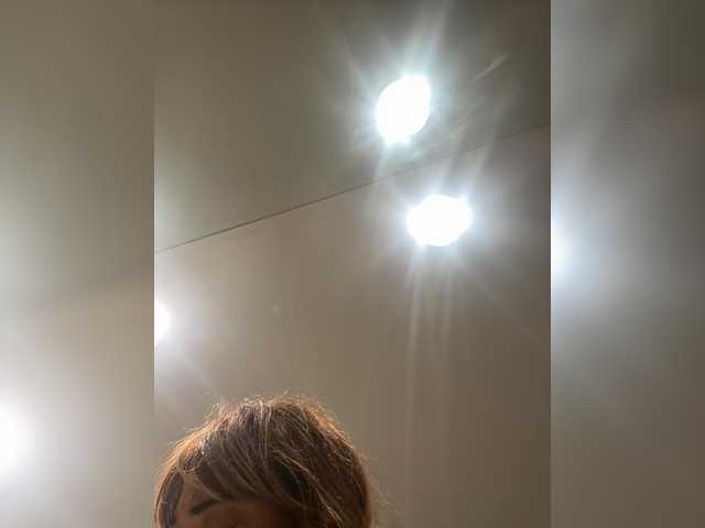 le modèle OhHellNoWilkes est en webcam porno dans un show sur le site bongacams, il possède les tags suivants: Ebony,Redhead,Trimmed