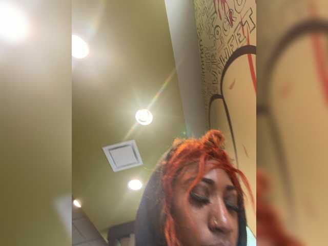 AdviceColumn live cam on BongaCams