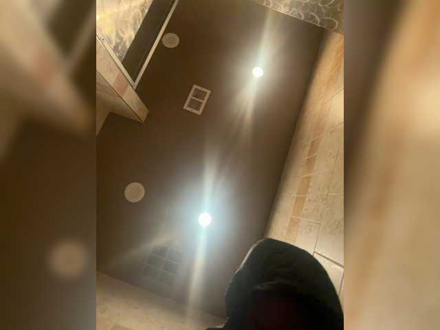 AdviceColumn live webcam show