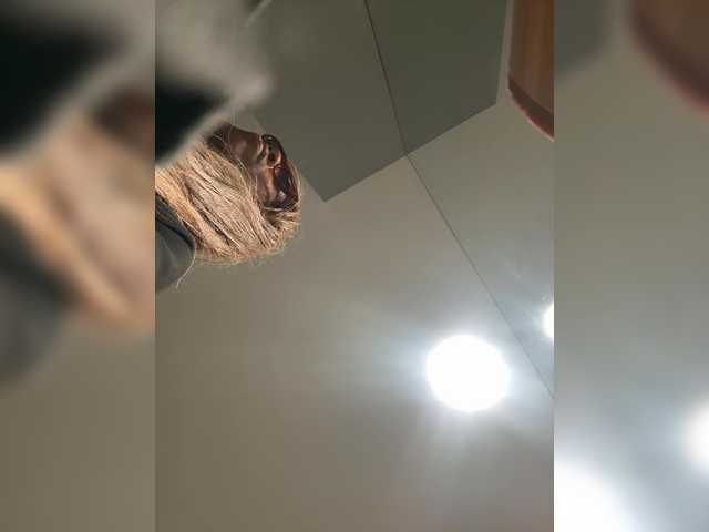AdviceColumn live cam on BongaCams