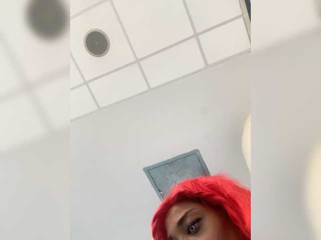 AdviceColumn's BongaCams show and profile