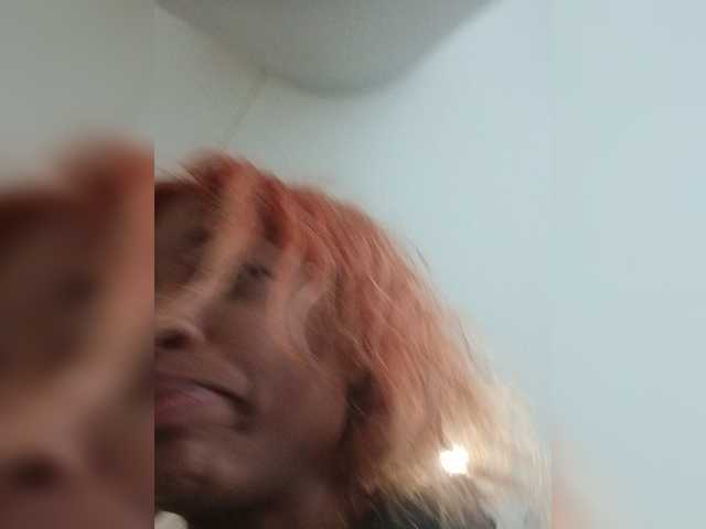 AdviceColumn live cam on BongaCams