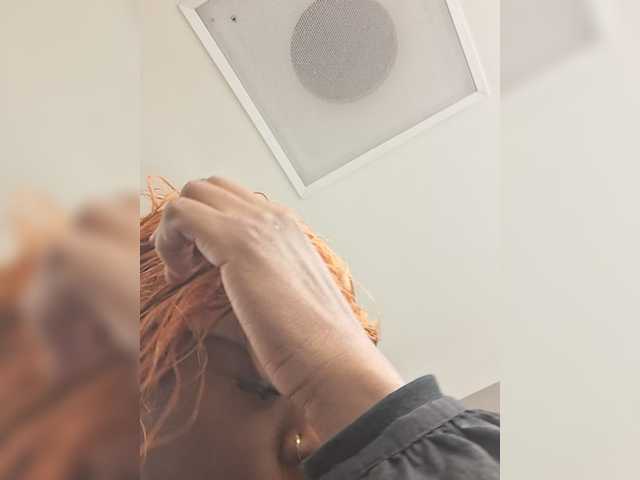 AdviceColumn live cam on BongaCams
