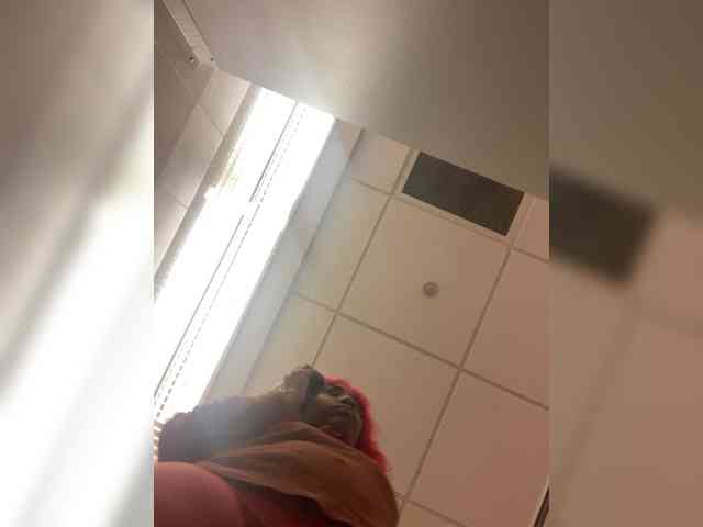 AdviceColumn Live Webcam on BongaCams